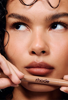 Peptide Lip Shape Lean